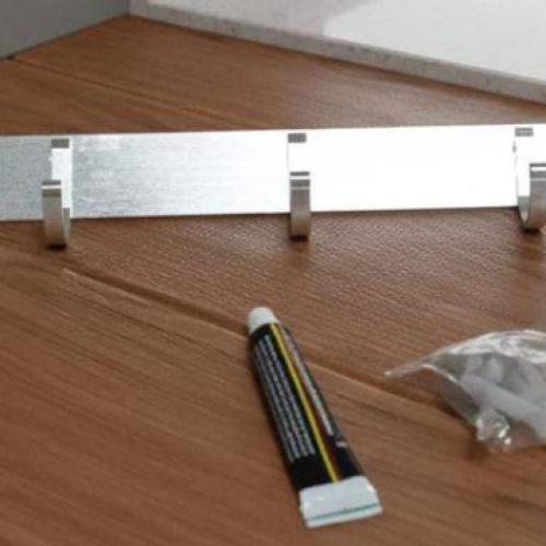 Hogar Baño Gancha para Ropa 7 Pin 52*3*3.8cm (Plateado)